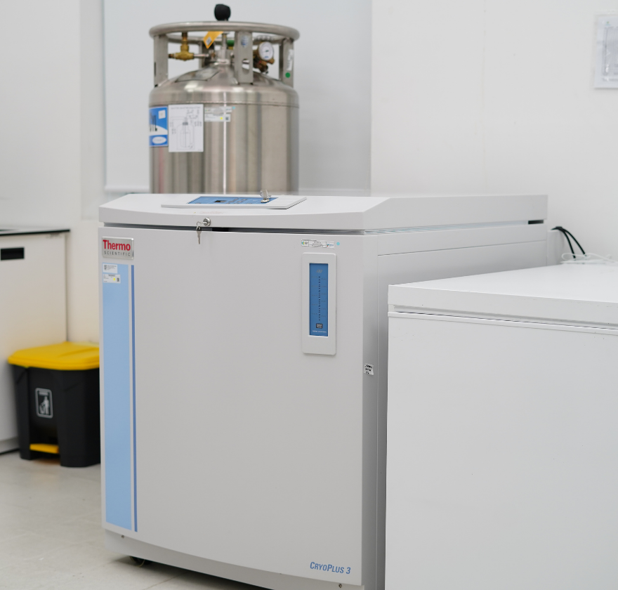 CryoPlus Nitrogen Tank