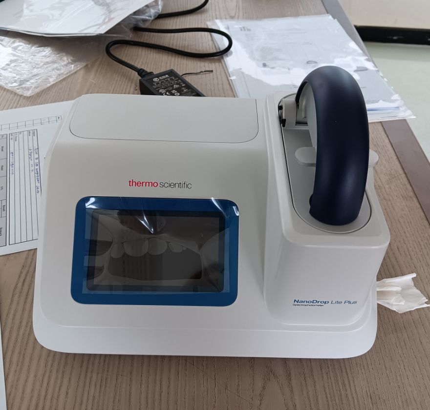 NanoDrop Spectrophotometer